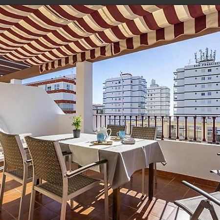 Atico Con Vistas Cerca Del Mar - Penthouse - Parking - Terraza Lejlighed Torre Del Mar Eksteriør billede